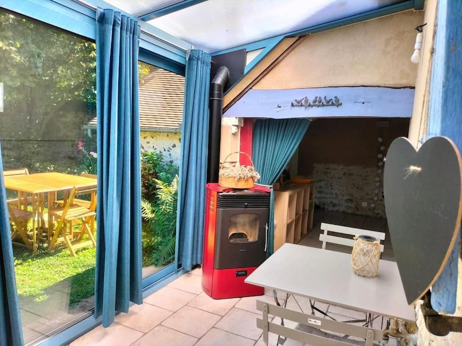Charmante Maisonnette En Pierre Ecardenville-sur-Eure Exterior photo